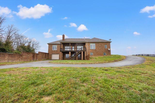 3360 Shannon Run Road, Versailles, KY 40383