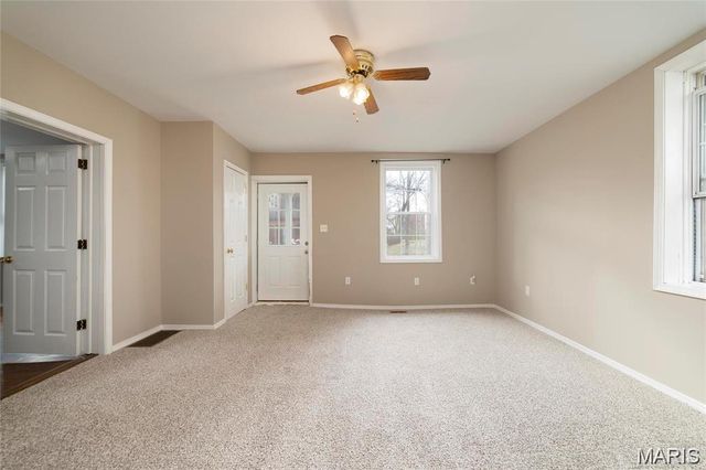 317 E 4th Street, Washington, MO 63090