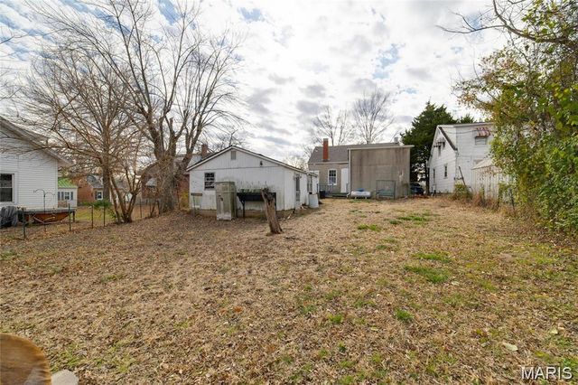 317 E 4th Street, Washington, MO 63090