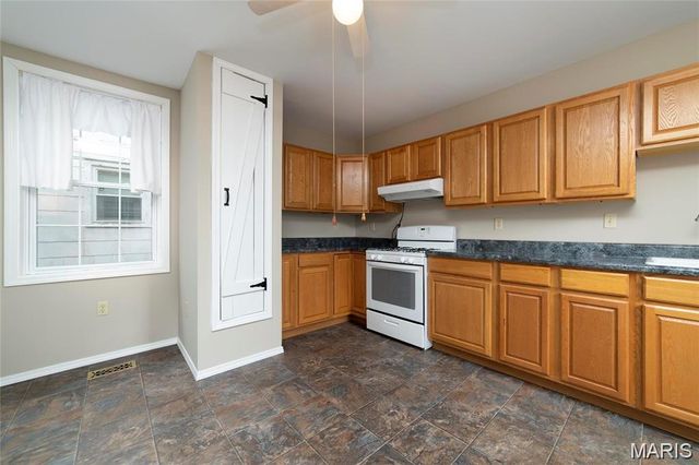 317 E 4th Street, Washington, MO 63090