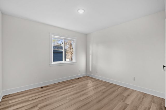 2505 Shaw Street, Des Moines, IA 50317