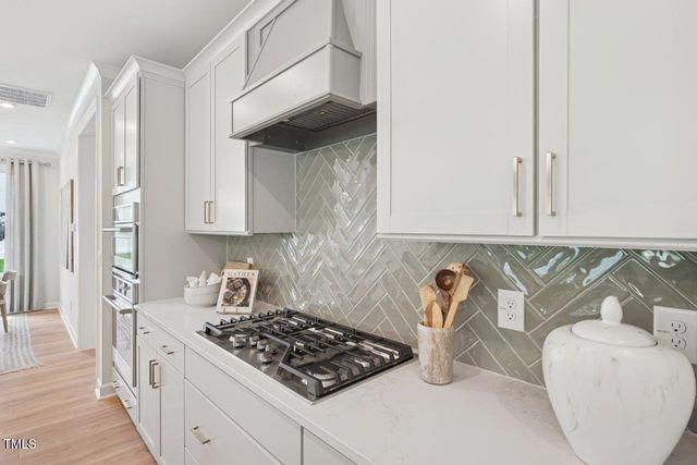 38 Stonesthrow Way, Fuquay Varina, NC 27526