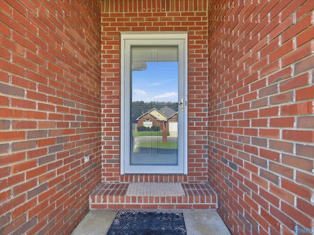 3122 Navajo Drive, Decatur, AL 35603