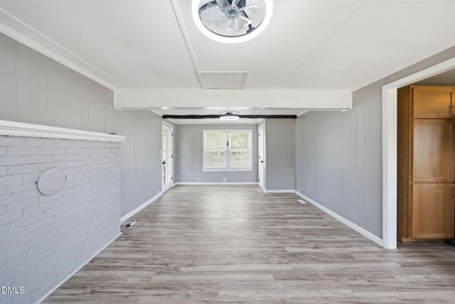 320 E Earp Street, Holly Springs, NC 27540