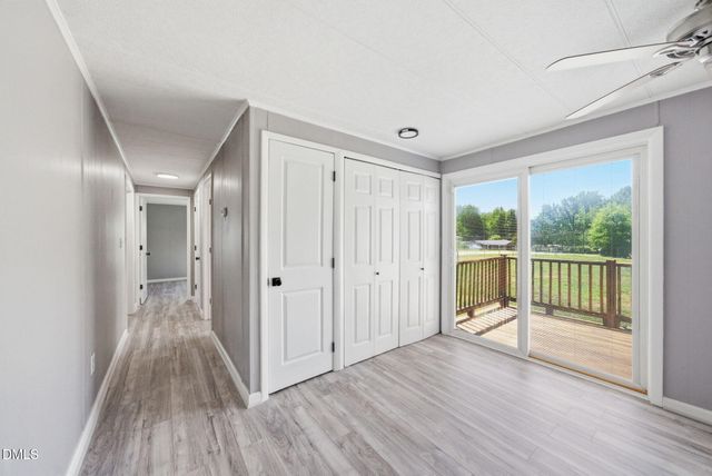 320 E Earp Street, Holly Springs, NC 27540