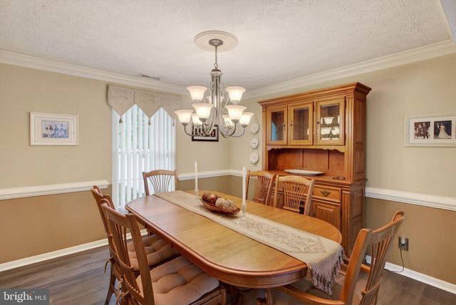 52 MASTERS CIR, Marlton, NJ 08053