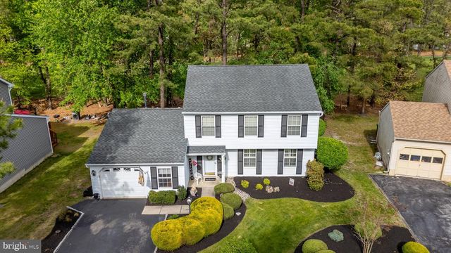 52 MASTERS CIR, Marlton, NJ 08053