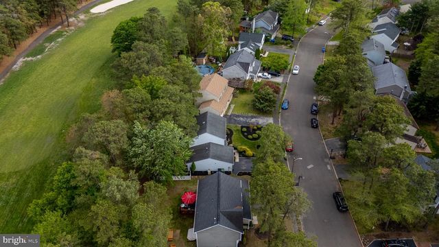 52 MASTERS CIR, Marlton, NJ 08053