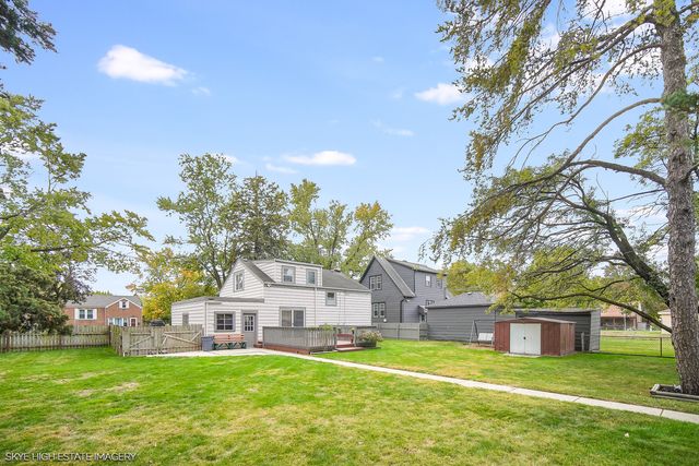 9018 Roach Avenue, Brookfield, IL 60513