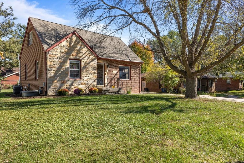 2119 35th Street, Des Moines, IA 50310