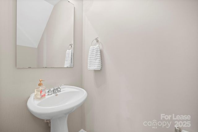 11339 Dundarrach Lane, Charlotte, NC 28277