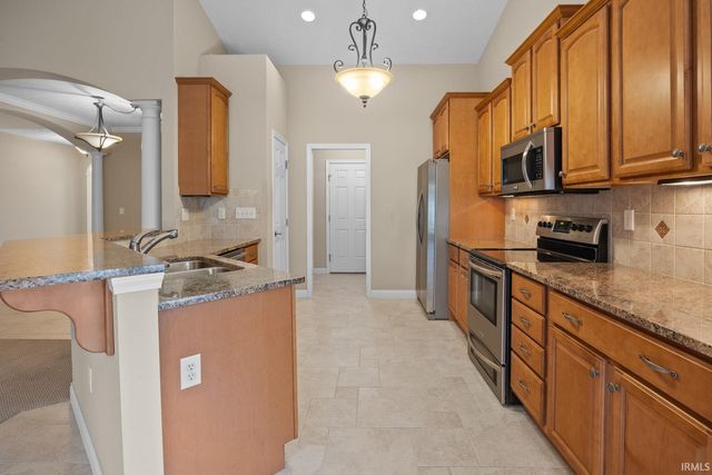 3332 Shrewsbury Drive, West Lafayette, IN 47906