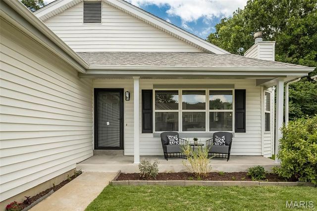 1494 Brittany Cove, Cottleville, MO 63304
