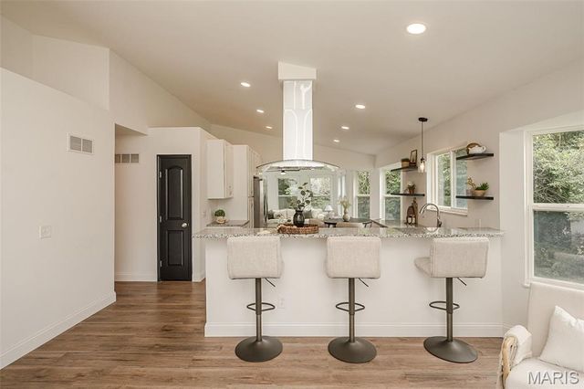1494 Brittany Cove, Cottleville, MO 63304