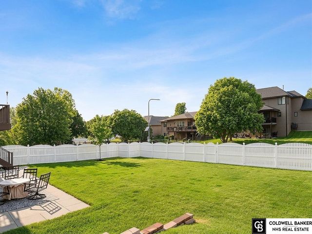 14626 Girard Street, Bennington, NE 68007