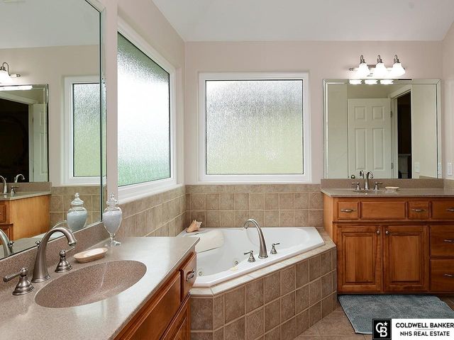 14626 Girard Street, Bennington, NE 68007