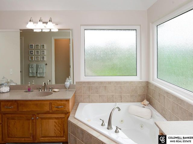 14626 Girard Street, Bennington, NE 68007