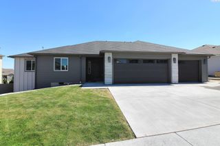 5527 W 32nd Avenue, Kennewick, WA 99338