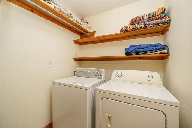 679 County Road 332, Eureka Springs, AR 72632