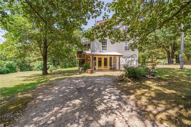 679 County Road 332, Eureka Springs, AR 72632