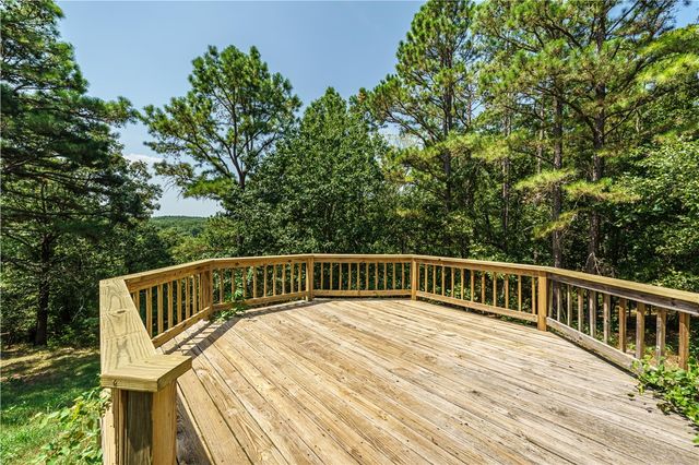 679 County Road 332, Eureka Springs, AR 72632