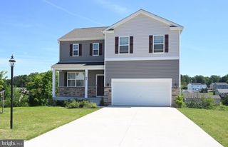 93 KNOBBY HOOK, Hanover, PA 17331