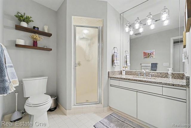 6463 Maple Hills Lane, Bloomfield Hills, MI 48301