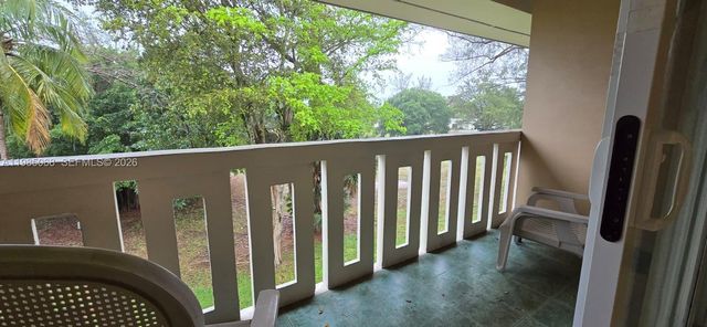 7400 Miami Lakes Dr D305, Miami Lakes, FL 33014