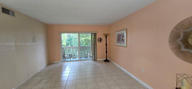 7400 Miami Lakes Dr D305, Miami Lakes, FL 33014