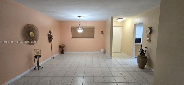 7400 Miami Lakes Dr D305, Miami Lakes, FL 33014