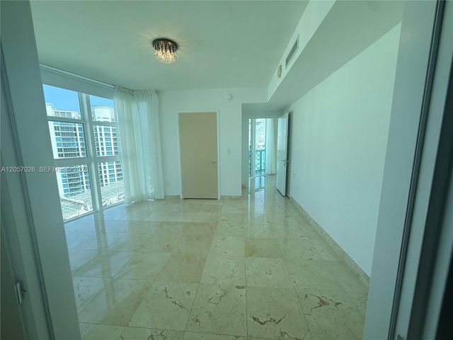 6000 Indian Creek Dr 17A, Miami Beach, FL 33140