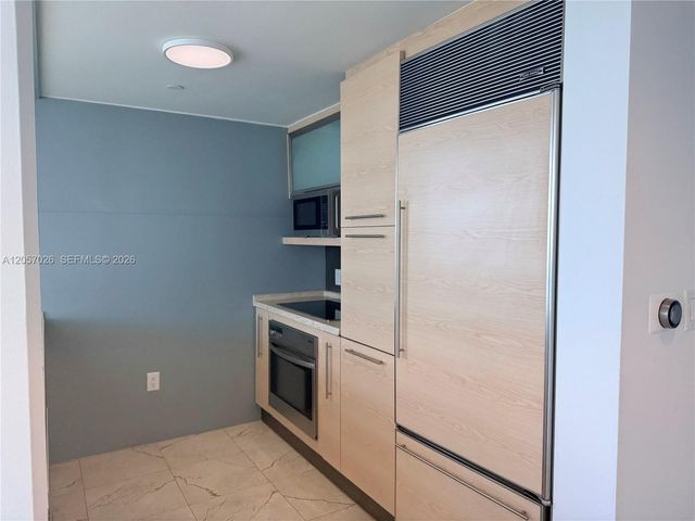 6000 Indian Creek Dr 17A, Miami Beach, FL 33140