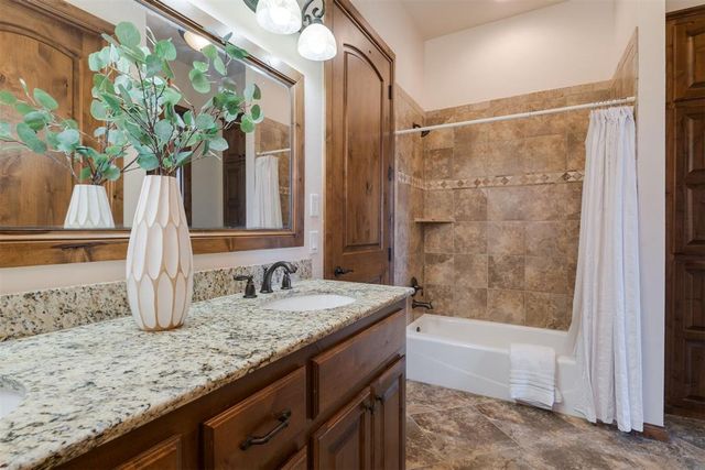 16772 Little Leaf Lane, Edmond, OK 73012