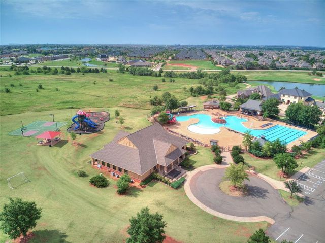 16772 Little Leaf Lane, Edmond, OK 73012