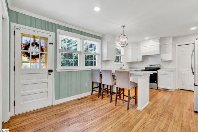122 Marlboro Drive, Greenville, SC 29605