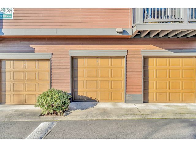 1000 Sw 170TH Ave 201, Beaverton, OR 97003