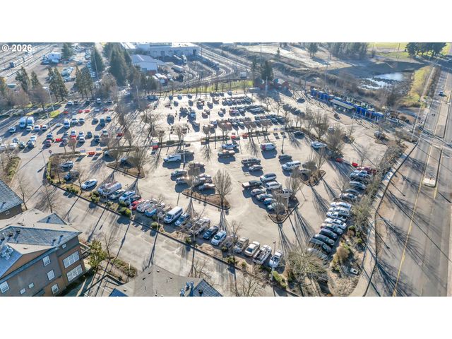 1000 Sw 170TH Ave 201, Beaverton, OR 97003