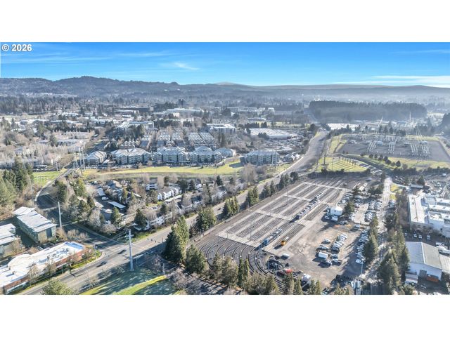 1000 Sw 170TH Ave 201, Beaverton, OR 97003