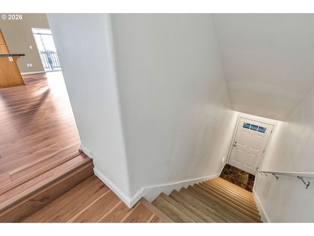 1000 Sw 170TH Ave 201, Beaverton, OR 97003