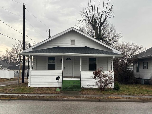 1159 E Saint Clair Street, Vincennes, IN 47591