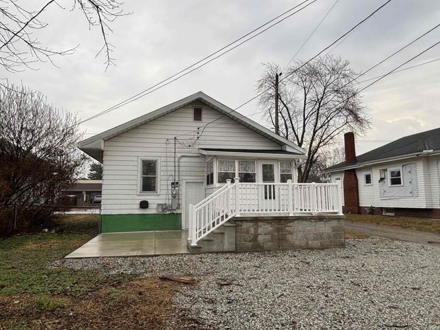 1159 E Saint Clair Street, Vincennes, IN 47591