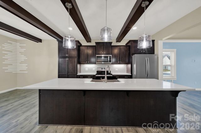 1224 Freeman View Drive, Albemarle, NC 28001