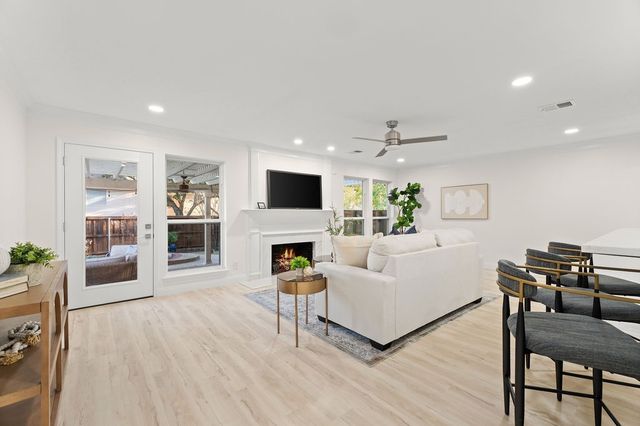 600 Pistachio Circle, Irving, TX 75063