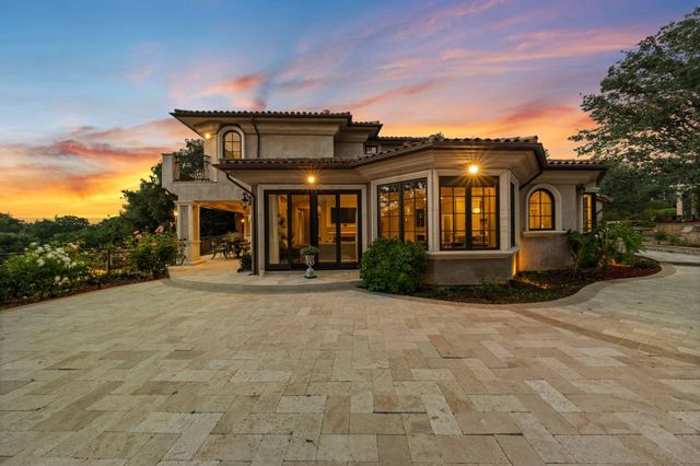 15301 Robin Anne Lane, Monte Sereno, CA 95030
