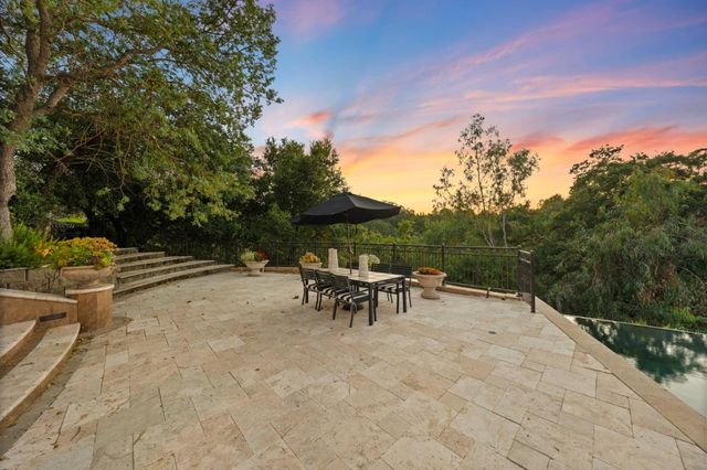 15301 Robin Anne Lane, Monte Sereno, CA 95030