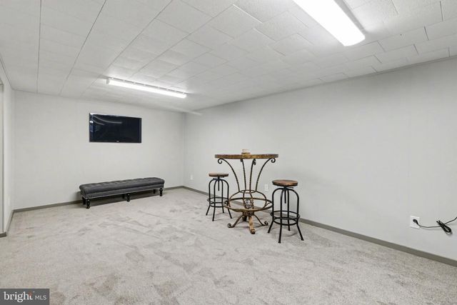 11 W HIGHLAND AVE, Enola, PA 17025