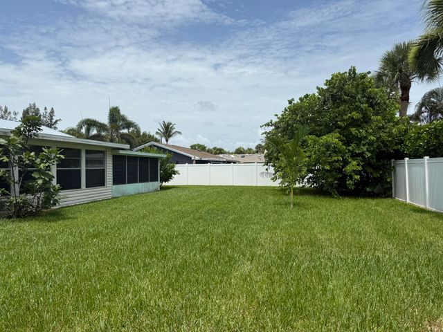 1916 Coconut Drive, Fort Pierce, FL 34949