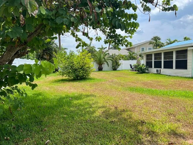 1916 Coconut Drive, Fort Pierce, FL 34949