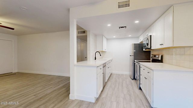 1118 N GRANITE REEF Road, Scottsdale, AZ 85257