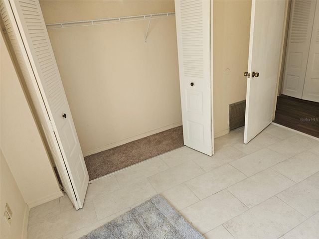 5813 NW 23RD TERRACE ABCD, Gainesville, FL 32653